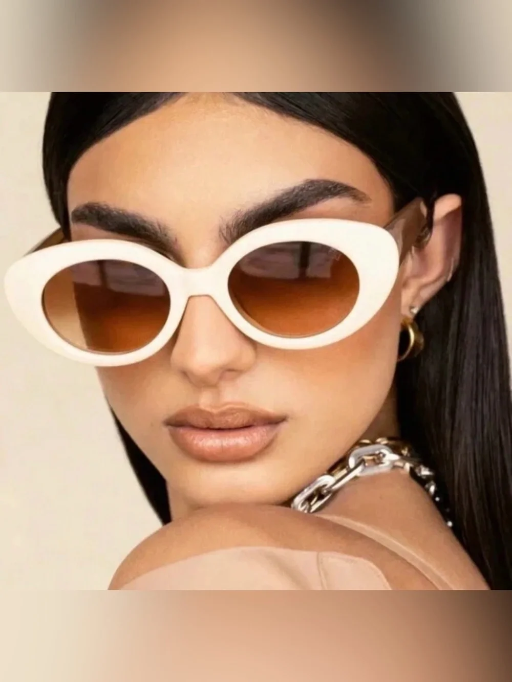 DEZI White Oval Sunglasses with Brown Gradient Lenses